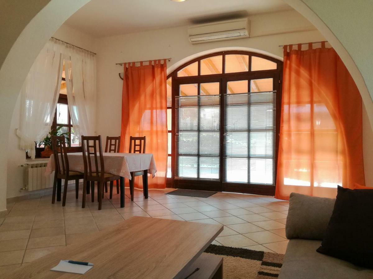 Apartment Sandra أوماغ المظهر الخارجي الصورة